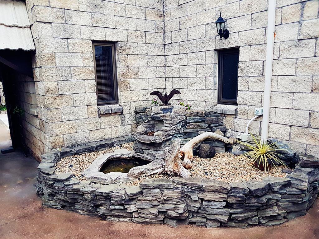 Unique Castle In Auckland Villa Екстериор снимка